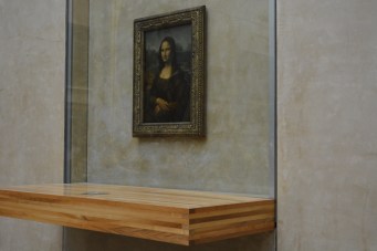 Mona Lisa, taken from the right. 